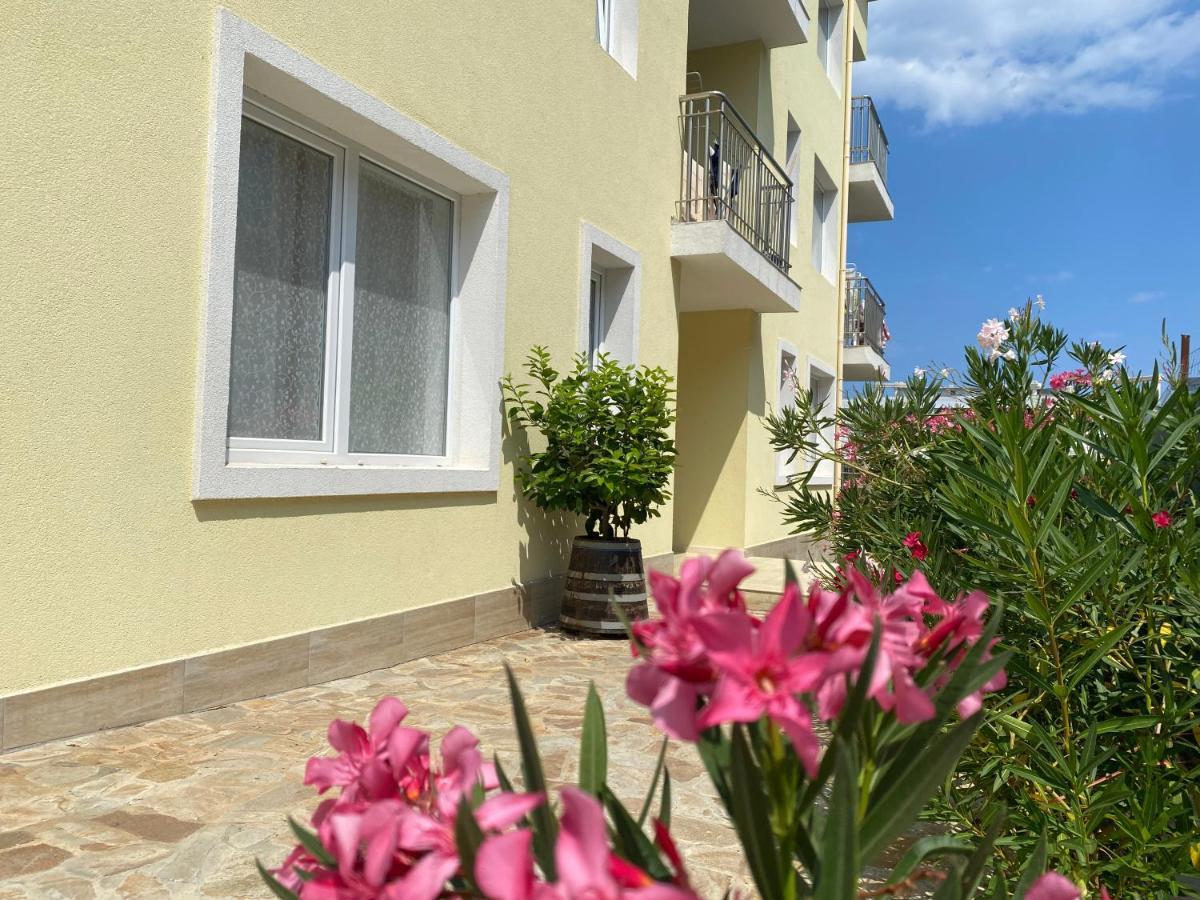 Byala Friendy Sea Apartaments Extérieur photo